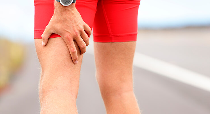 Боль под коленом сзади: причины возникновения, диагностика и лечение