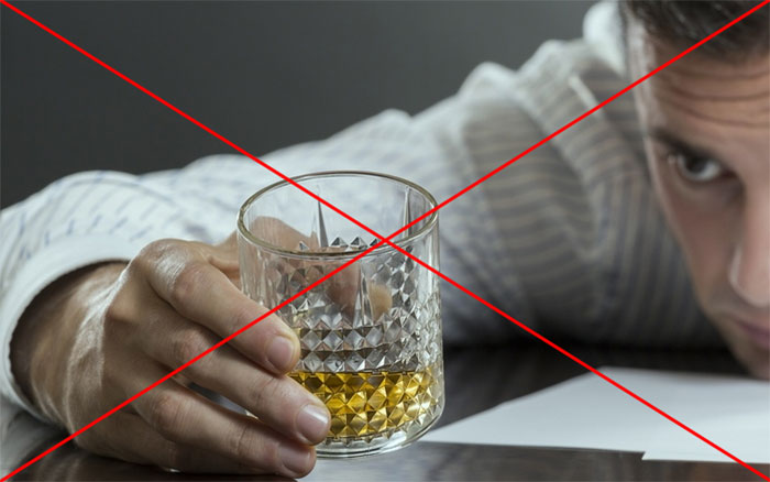 Врачи рекомендуют исключить алкоголь на время приёма препарата Ирунин