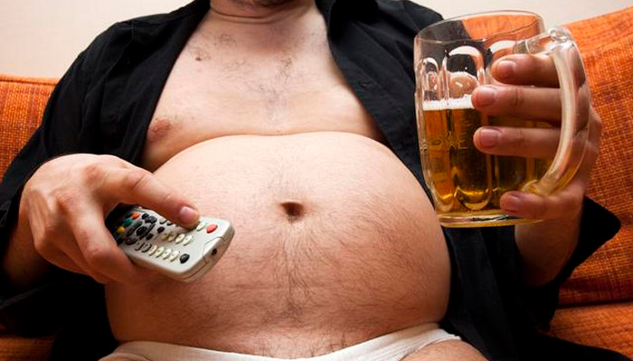 Увеличение массы тела у мужчин в следствии злоупотребления пивом