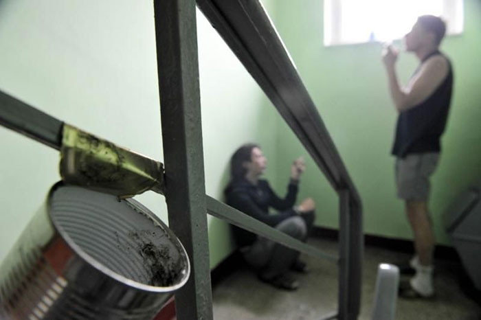 По статистике Россия занимает лидирующие места по курению среди подростков