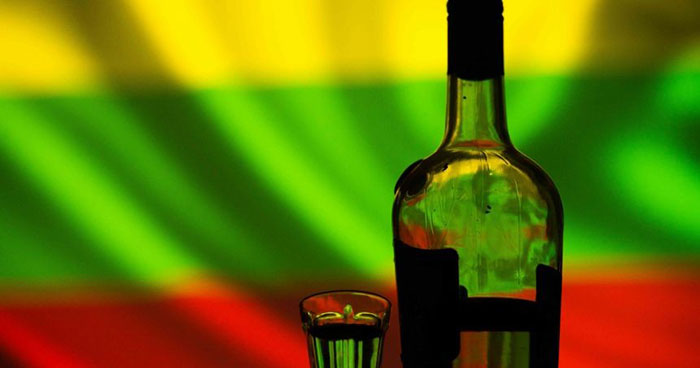 16 литров алкоголя на человека за год выпито в Литве