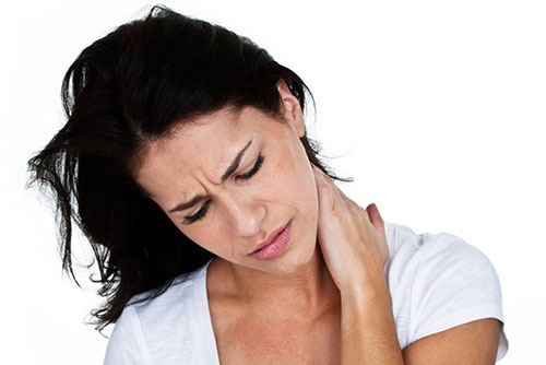 Боль в шее при сужении артерий шейного отдела позвоночника